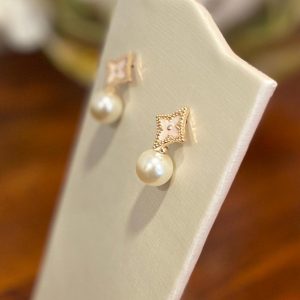 Mother of Pearl Clover Drop Earrings | 18k Gold-Filled